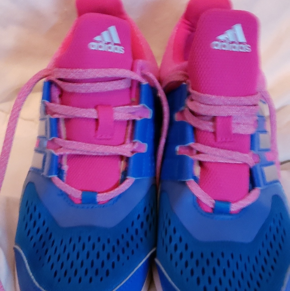 ADIDAS - Picture 2 of 3